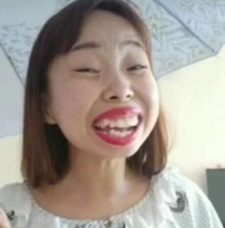 网红梁爽资料,从平凡女孩到网络红人的蜕变之路